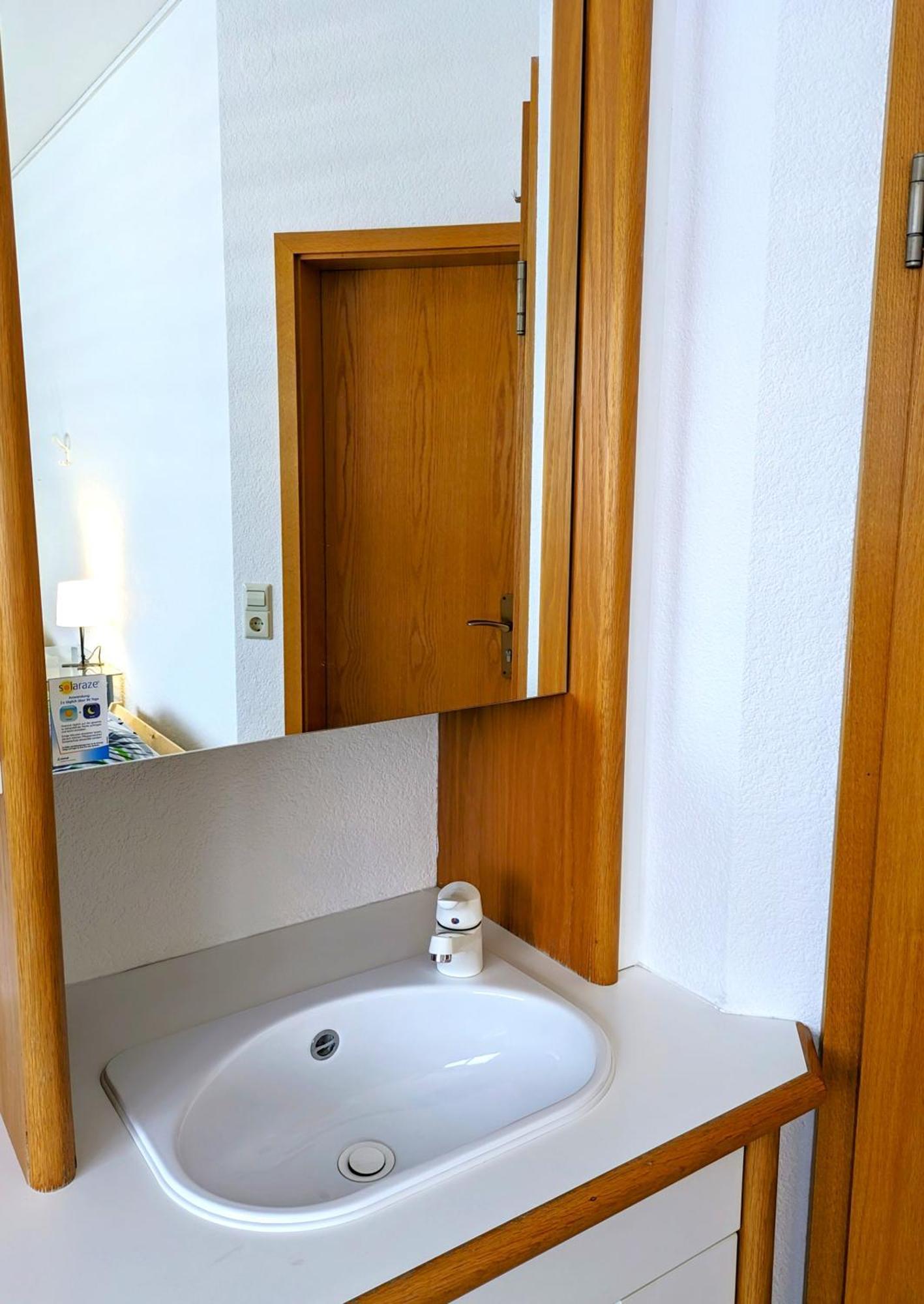 4 Zimmer Geraeumige Und Ruhig Gelegene Ferien- Und Monteurwohnung Nur Fuer Sie Allein Aujvari Vermietungen Spiegelberg Extérieur photo